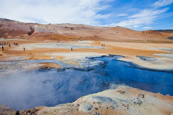 不是所有温泉都能泡 世界五大致命温泉-冰岛哈维尔温泉
